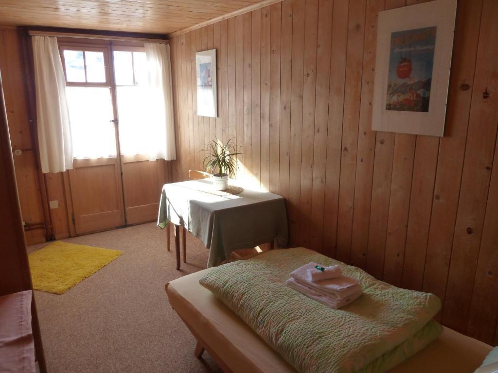Gasthof Derby Hotel Zweisimmen Bilik gambar